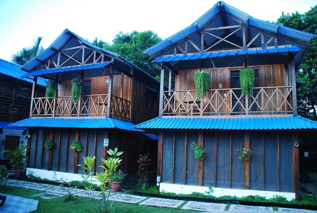 Hotel Utueane Leticia Exterior photo
