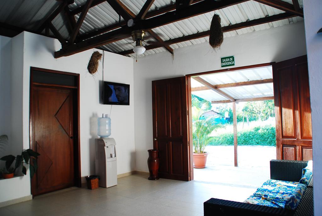 Hotel Utueane Leticia Exterior photo